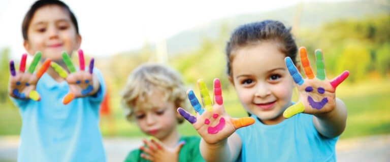 finger-paint-little-ones-kiddos-kids-preschool-preK-768x512-338718-edited.jpg