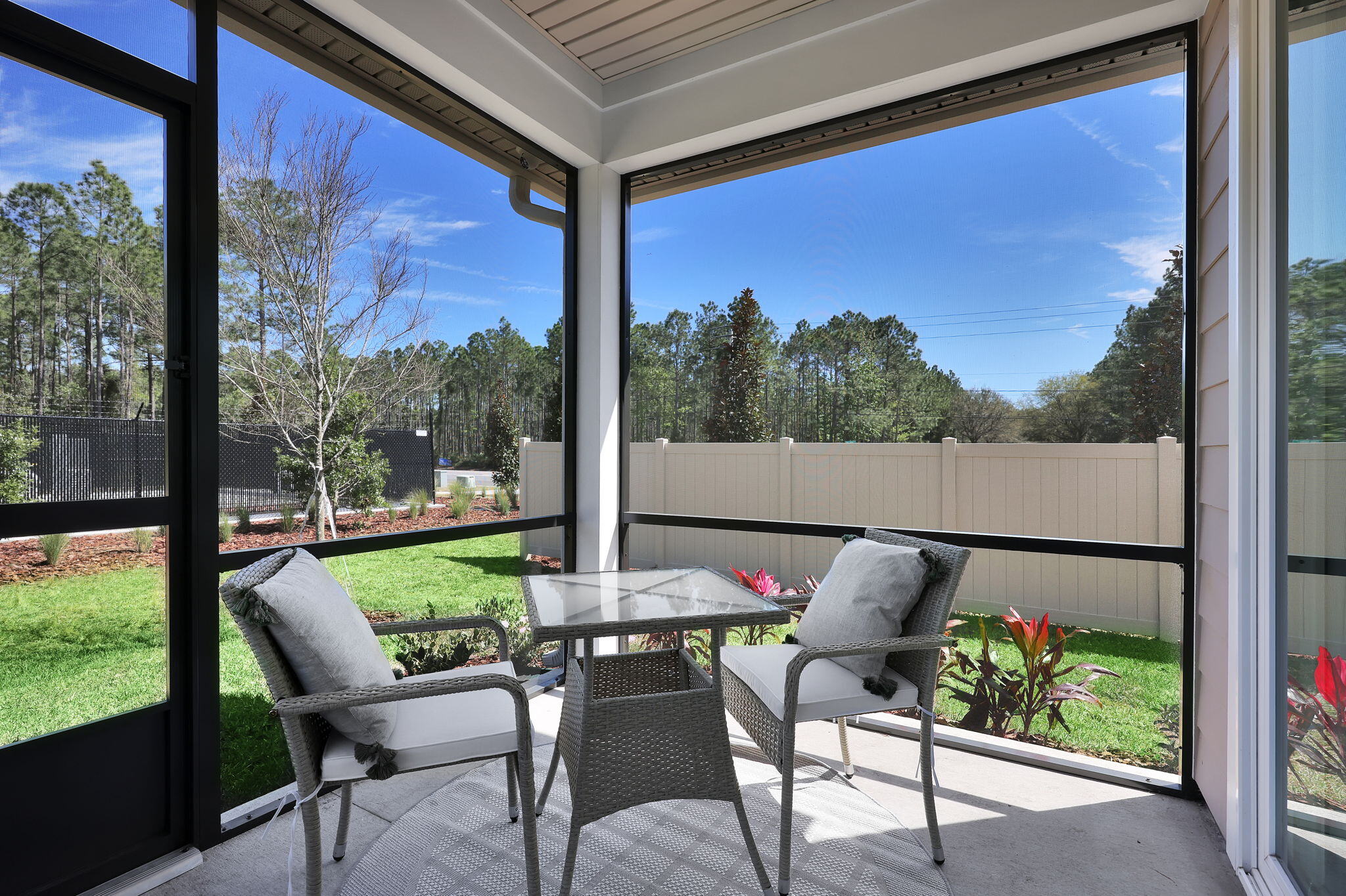 59-web-or-mls-32 Woodland Park_059