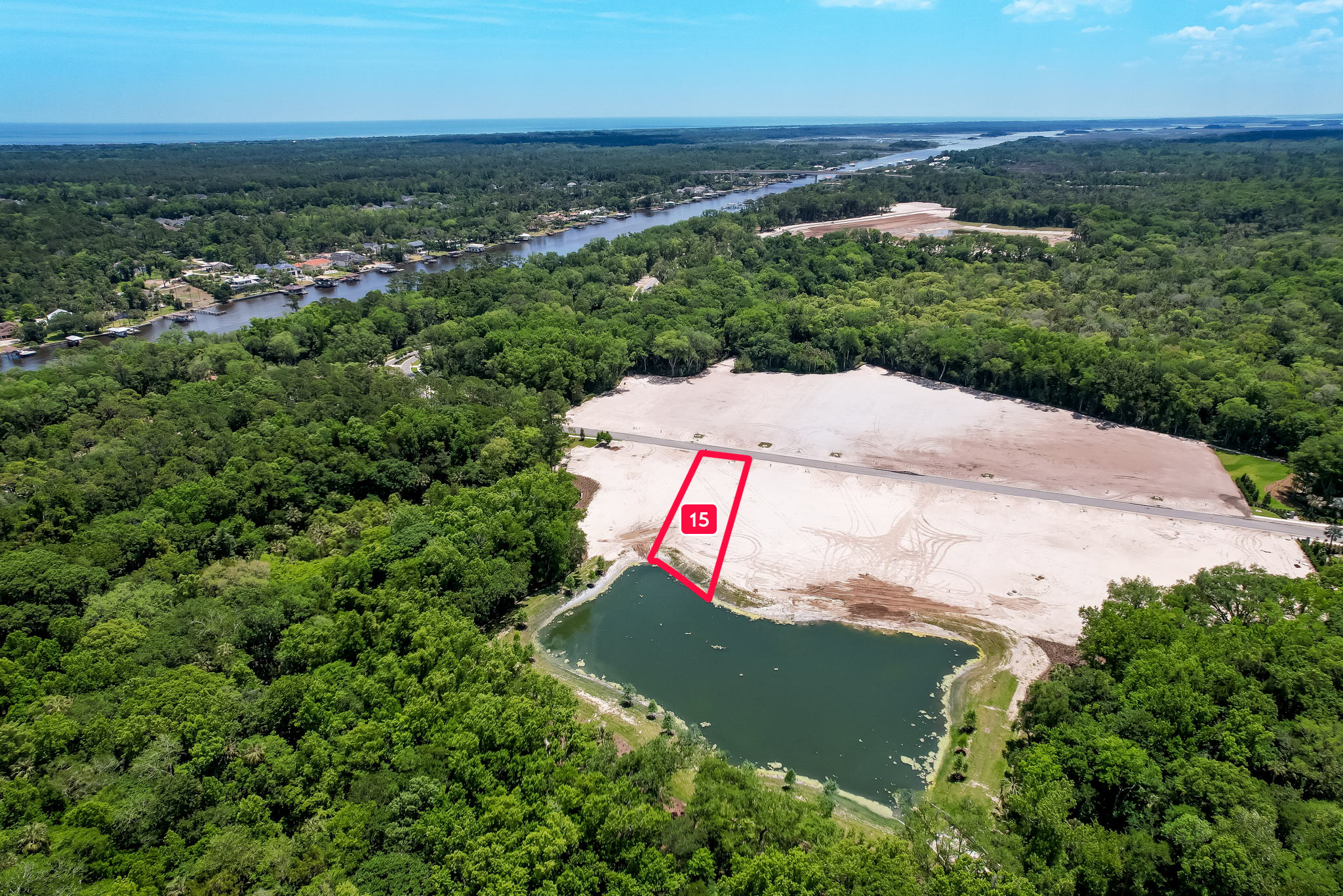 outline-River Landing Lot 15